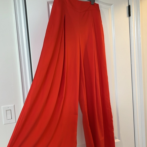 Orange red wide leg pleated pants - Picture 2 of 4